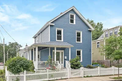 67 Prescott St