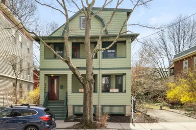 40 Eustis Street 1