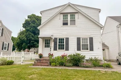 33 Upland St #33 1