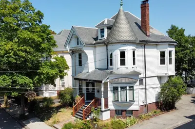 9 Summit Avenue 1