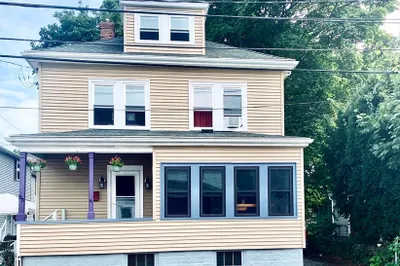 33 Campbell St