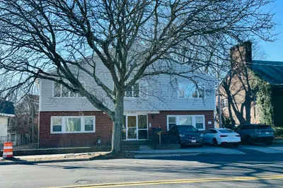 489 Mount Auburn Street 1