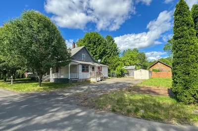 32 Margerie St