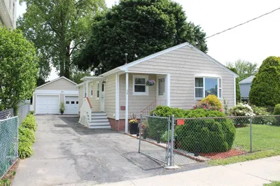 28 State St 1