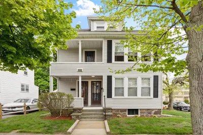 46 Brookline St