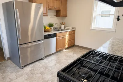 88 Concord Ave #2 1