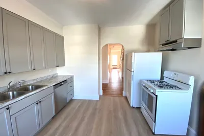 18 North High St #4