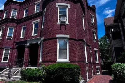 38 Moreland St #1 1