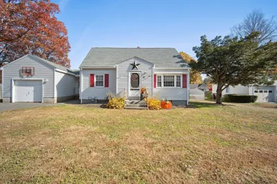 117 Yeoman Ave 1