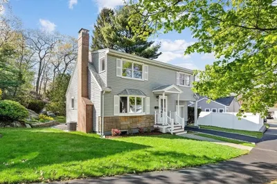 9 Lebel Rd