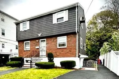 15 John Mooney Rd