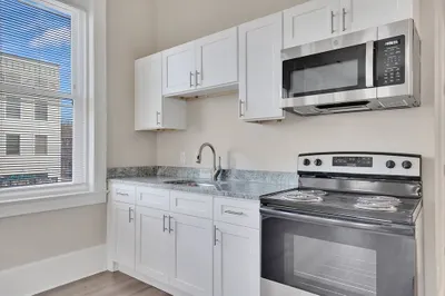 92.5 Maple St #1