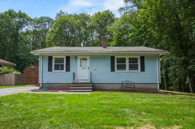 2 Hingham Road 1