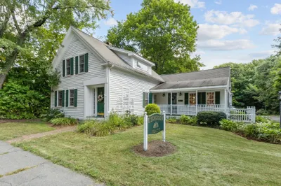 235 Worcester Road 1