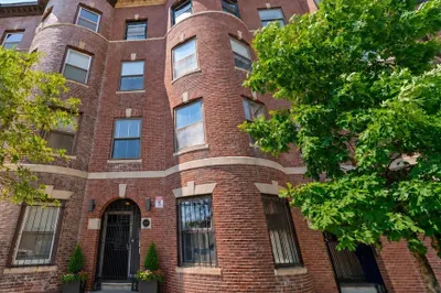 881 Harrison Ave #1 1