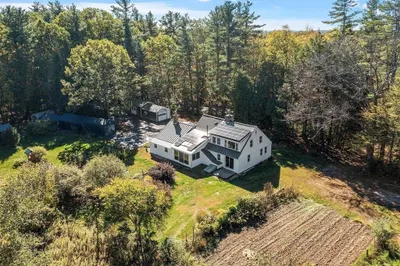 350 Athol Richmond Rd 1
