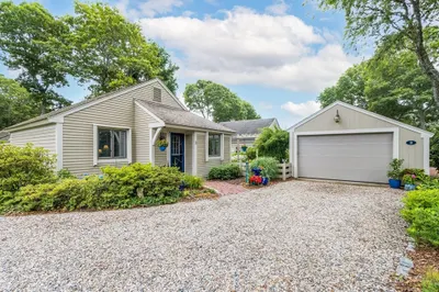 3 Niblick Lane