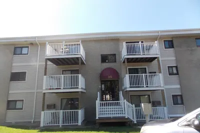 35 Hosmer St #20 1