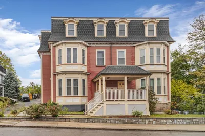 48 Dudley St #2 1