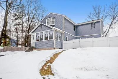 8 Putnam St 1