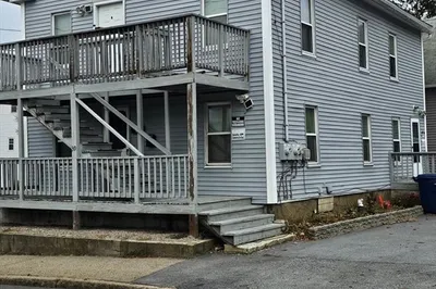 39 Lake St 1