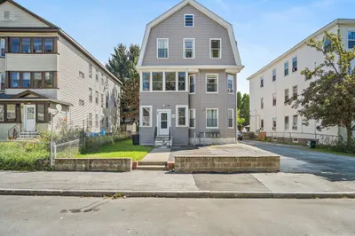 27 Haynes St