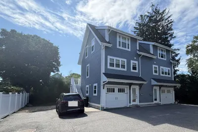 97 Atlantic St #4 1