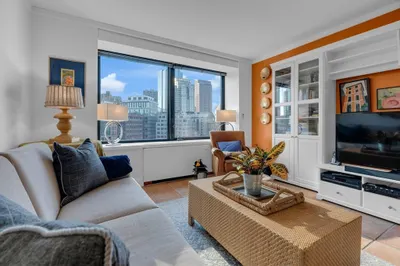 65 E India Row #8A