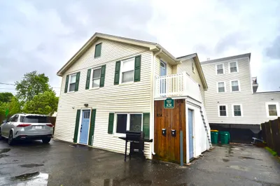 47 MAssAsoit Ave #A 1