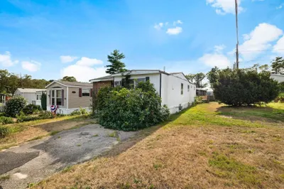 300 Nathan Ellis Hwy #50 1