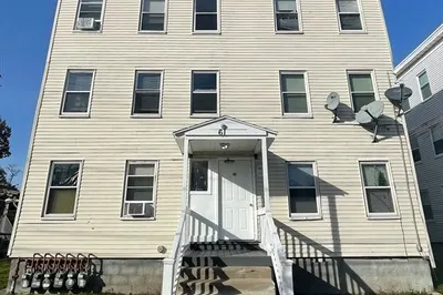 61 Colonial Avenue #2L