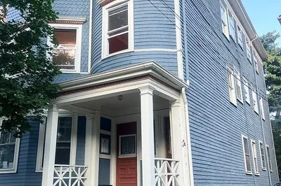 112 Franklin St #2