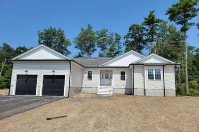 6 Serenity Lane 1