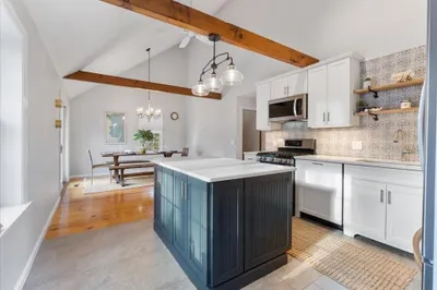73 Trout Brook Rd