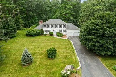 8 Hawthorne Road 1