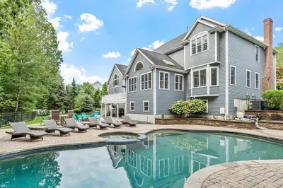 125 Lancaster Rd 1