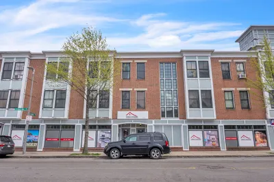 352 Blue Hill Ave #8 1