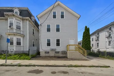 201 Wade St