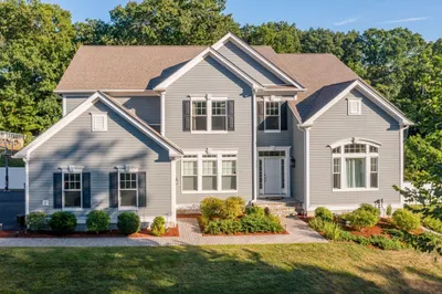 17 Woodlot Drive 1