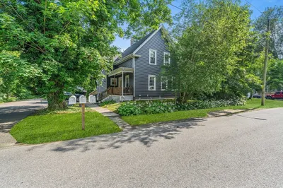 30 Cherry St