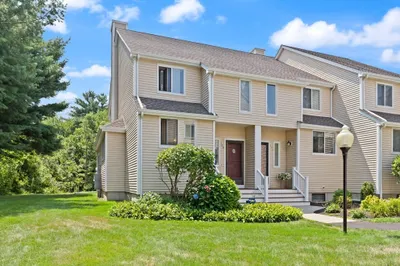 101 Gaslight Lane #101 1