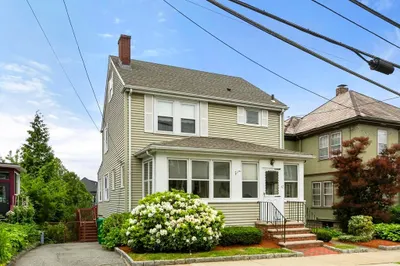 42 Stearns Avenue