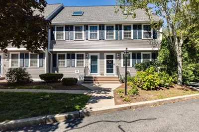 453 Turnpike Street #24 1