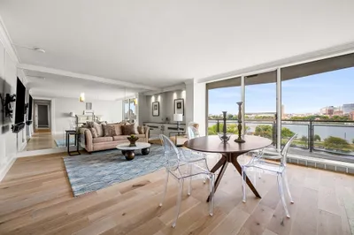 330 Beacon St #72