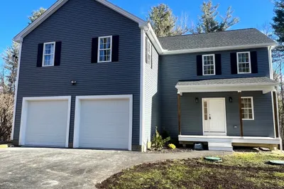 223 Pleasantdale Rd 1