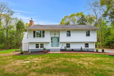 217 Dean St 1
