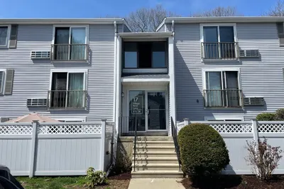 17 Village Rock Lane #14