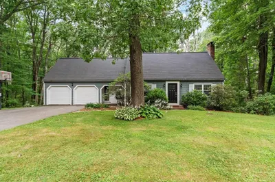 67 Glencrest Dr 1