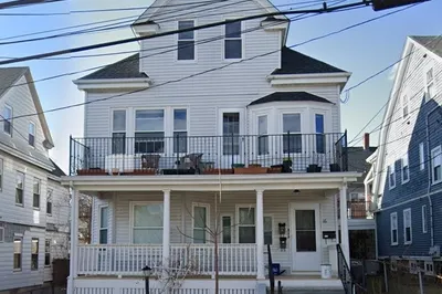 16 Curtis Street 1