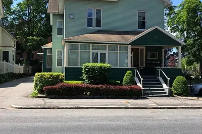 53 William St #4